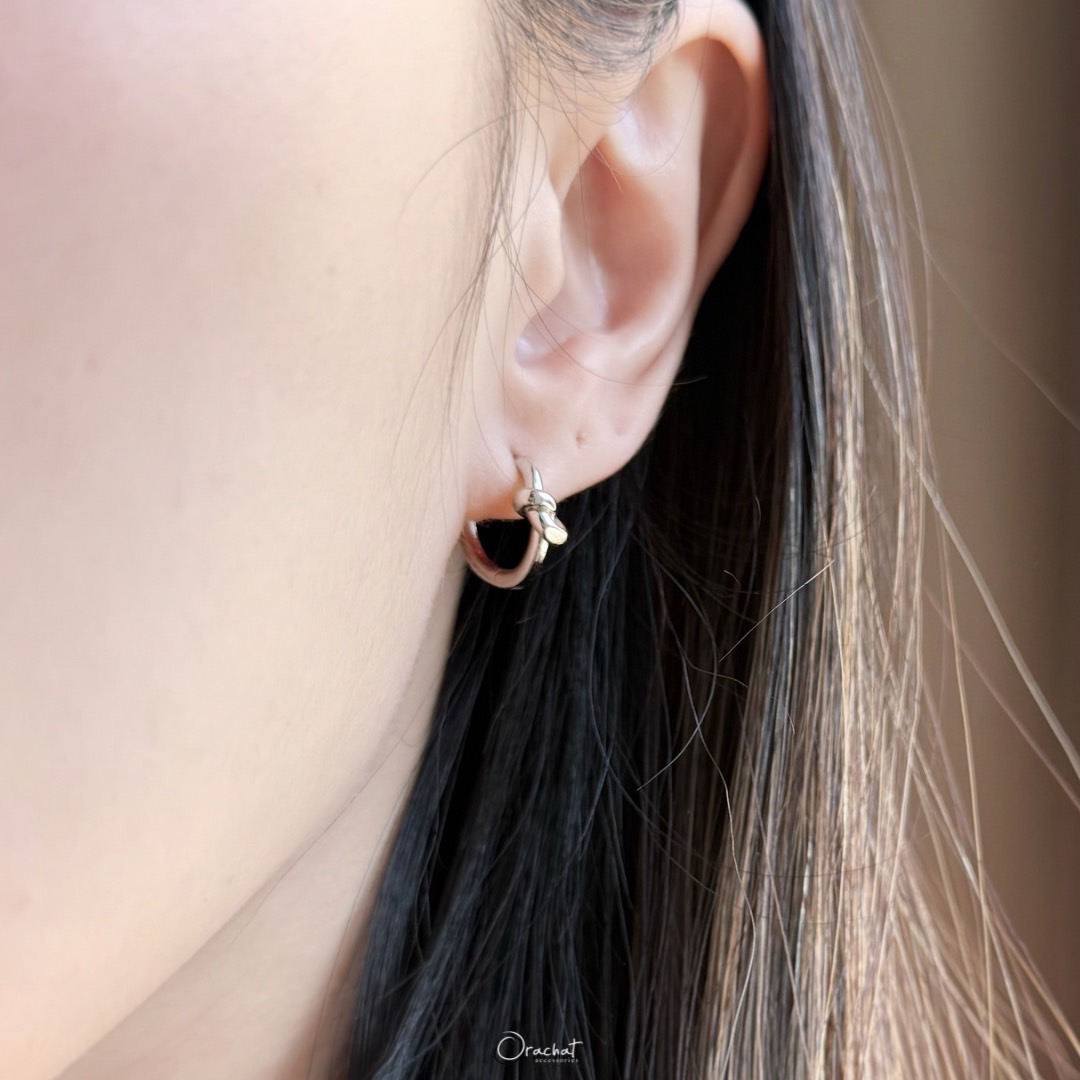  KIM 14K HOOP Earrings